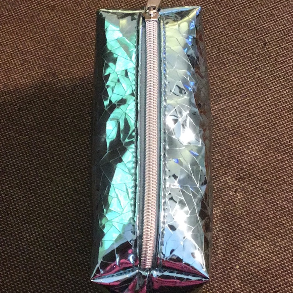 Makeup bag
